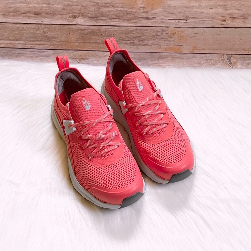 The North Face Women’s VECTIV Hypnum Trail Sneakers - Picture 3 of 7